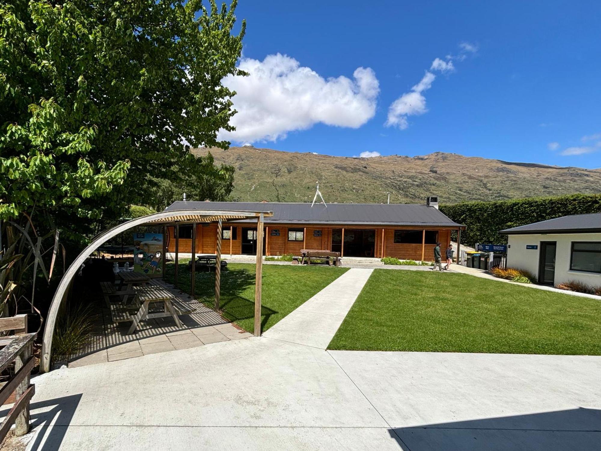 Kingston Top 10 Holiday Park Eksteriør billede